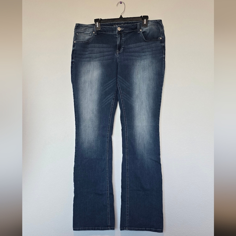 Vanity Jeans Boot Cut